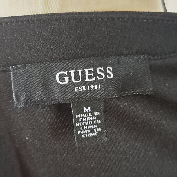 Guess size Medium Women's shift dress black zip front - Picture 4 of 9